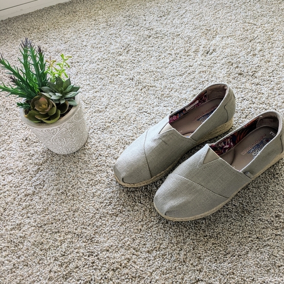 bobs with arch support